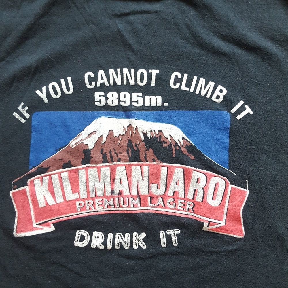 Kilimanjaro Lager t shirt mens size M 💪